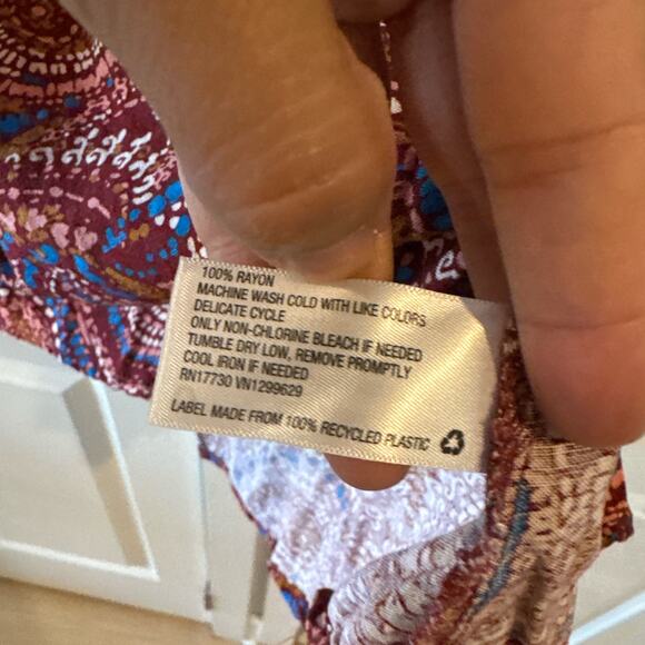 KNOX ROSE -NWT- Long Sleeve Tunic Top Red Paisley Peasant Boho Blouse | M - Picture 5 of 11